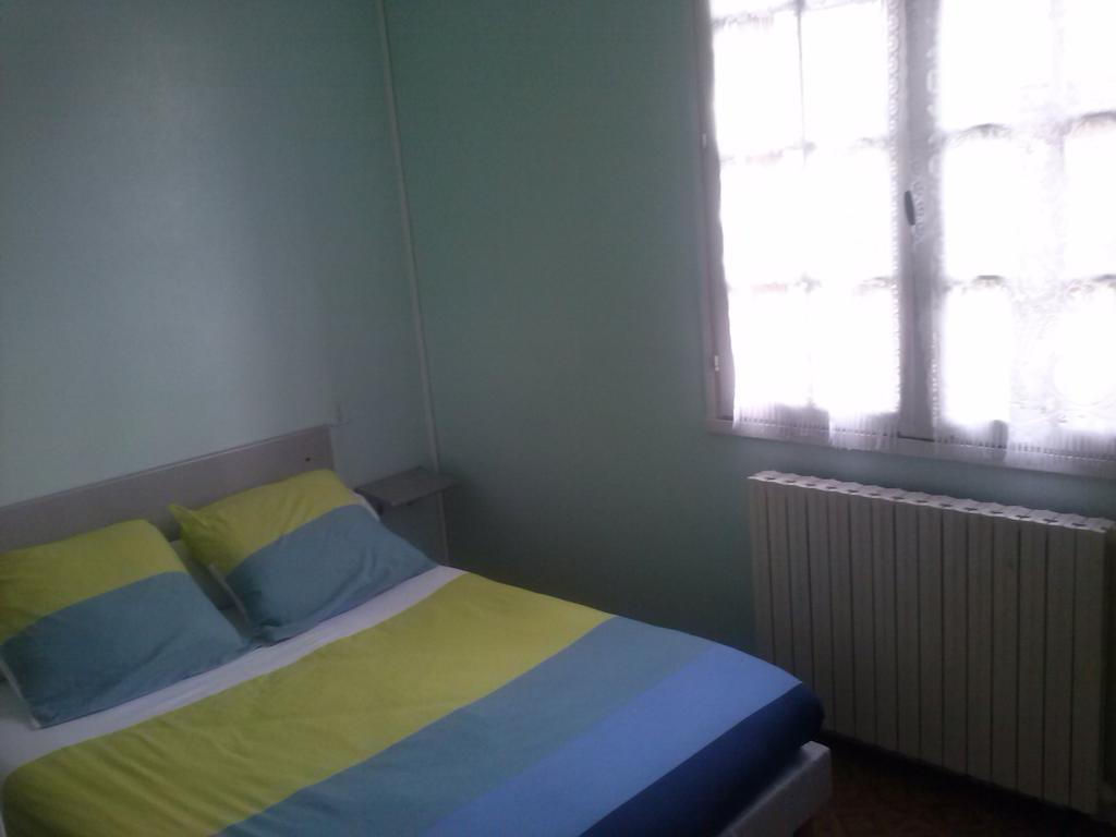 Auberge Bella Riva Creysse  部屋 写真